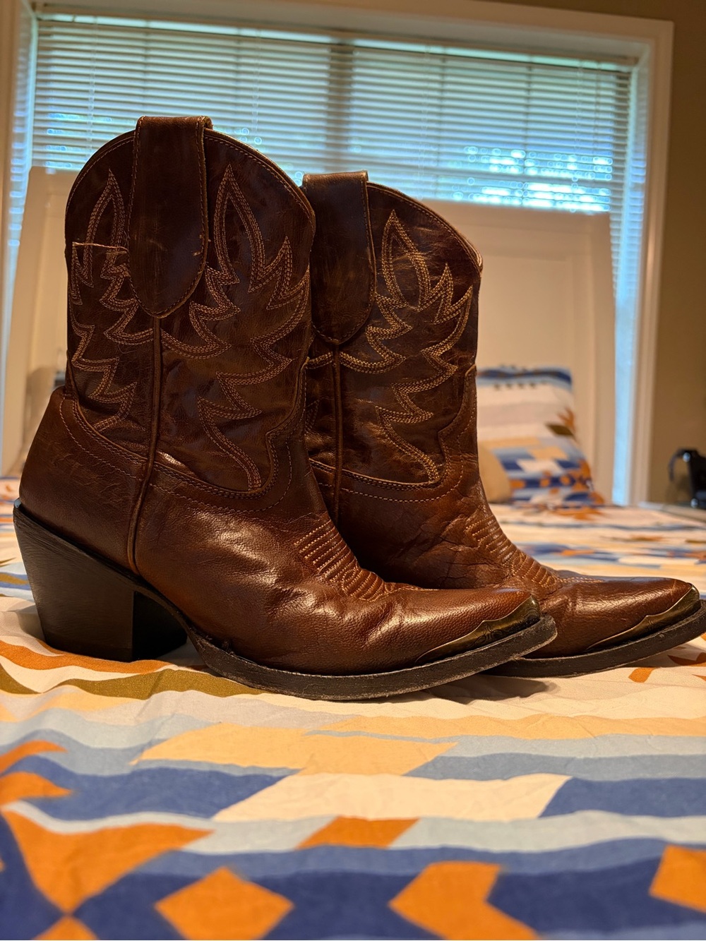 Idyllwind Brown Leather Western Heeled Cowboy Boots